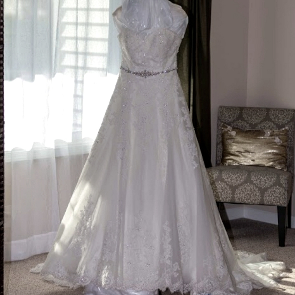 Wedding dress